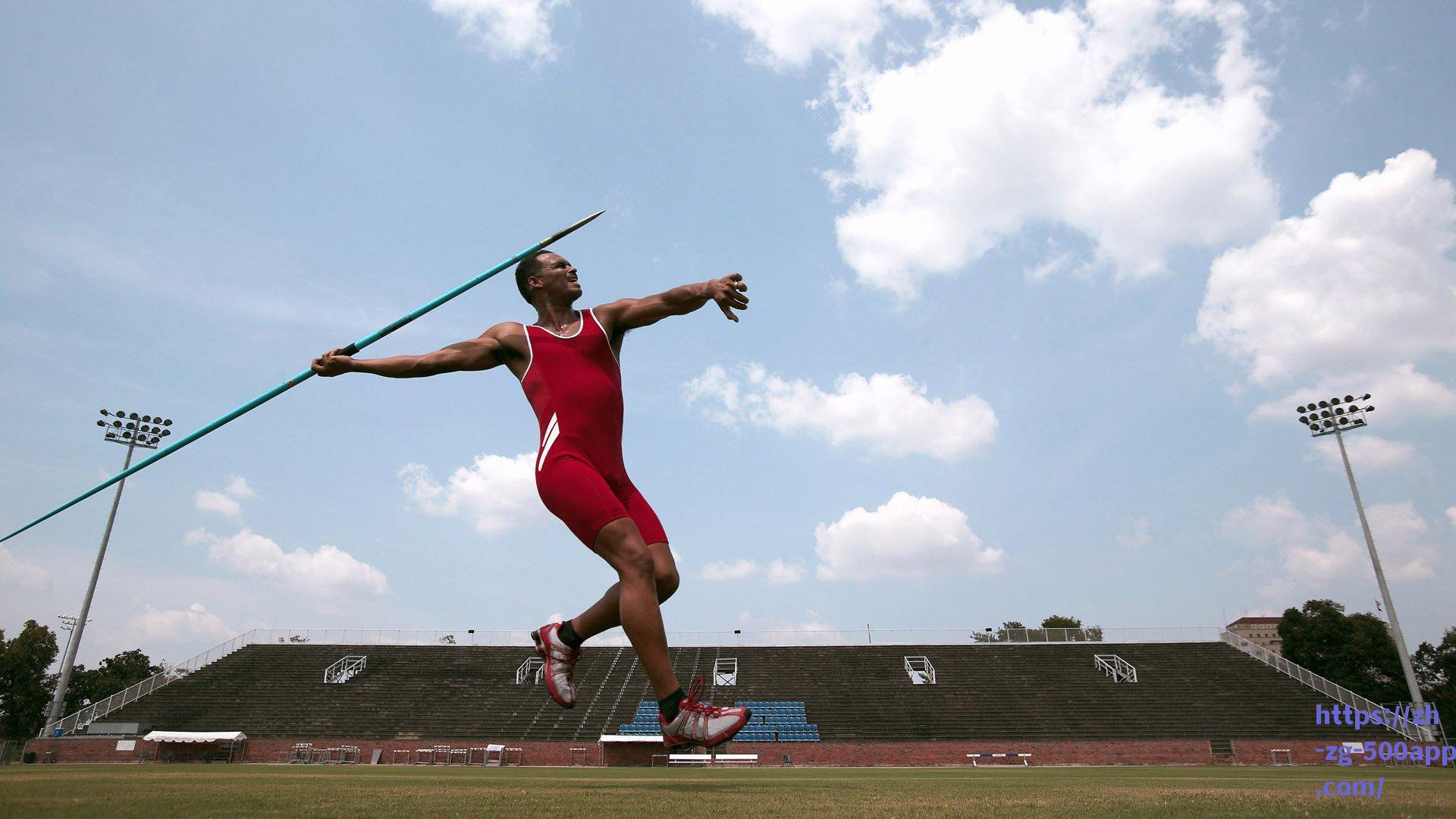 篮谈12.18，周琦欲重新出发，却遭辱华挑衅风波