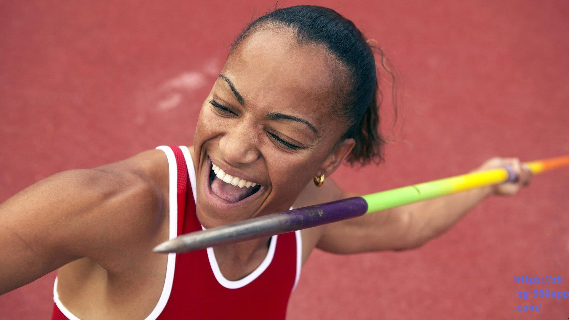 中超焦点战，费南多独造三球塔神破荒，广州队4比1逆转上海申花