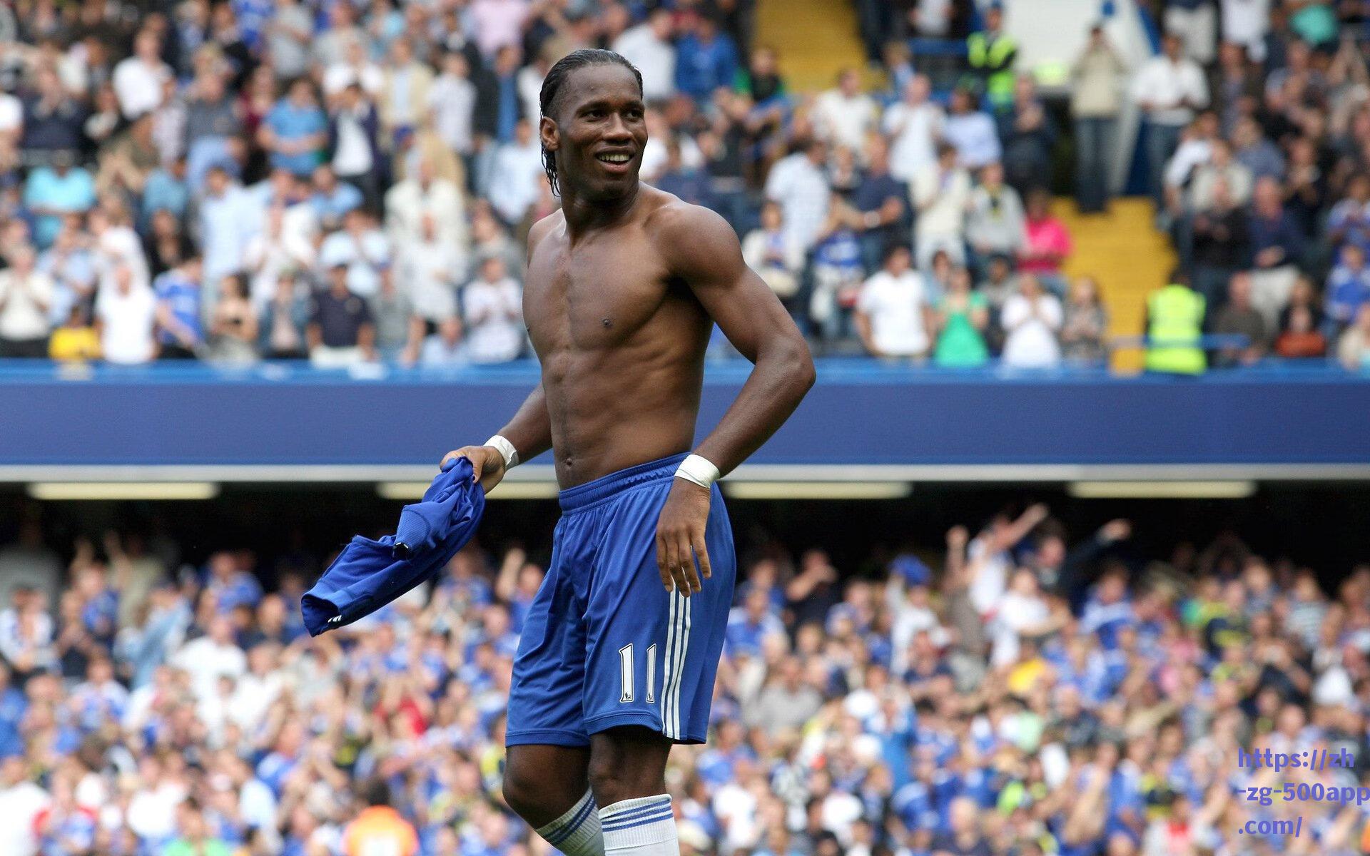 中超焦点战，费南多独造三球塔神破荒，广州队4比1逆转上海申花