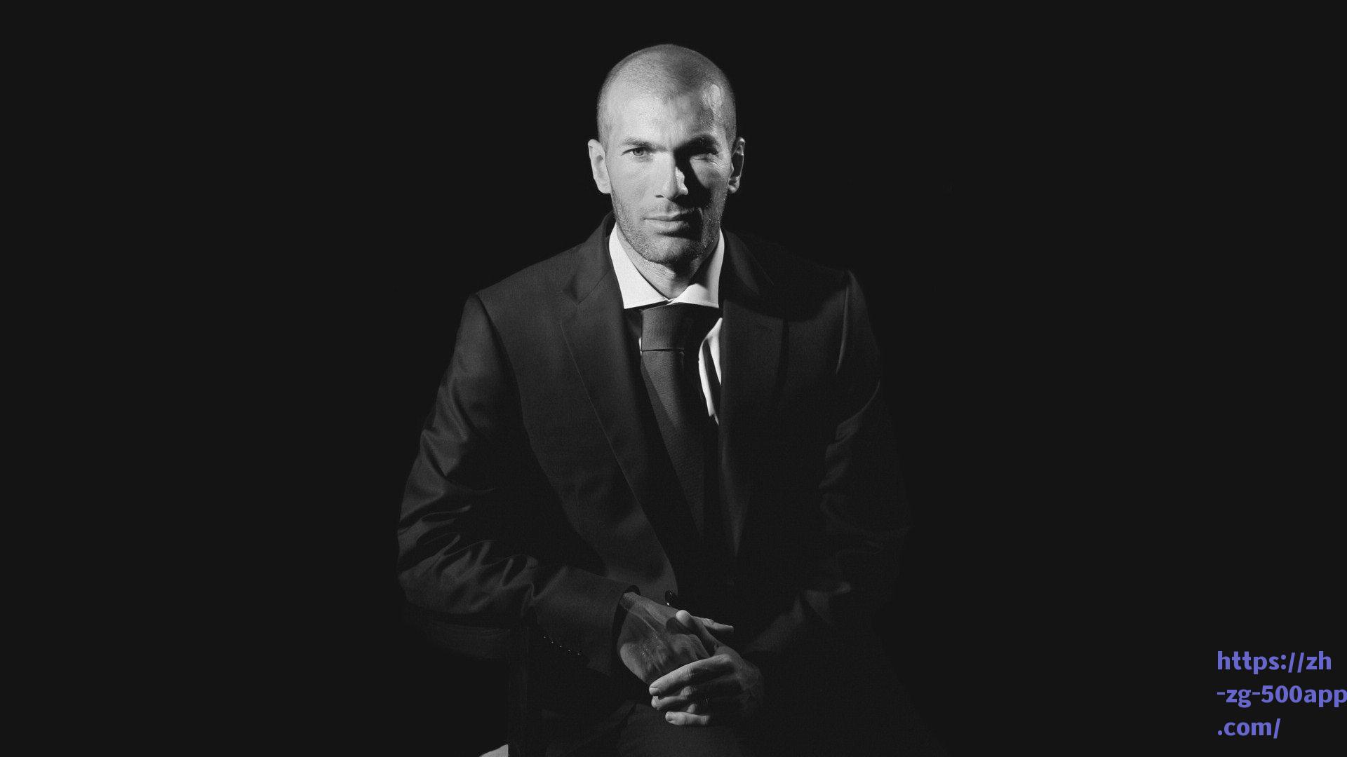 博韦告别罗马城自由身远赴英伦 沃特福德官宣签下意大利中场新核